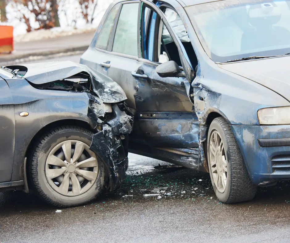 5 Signs Your Car Is Totaled After an Accident